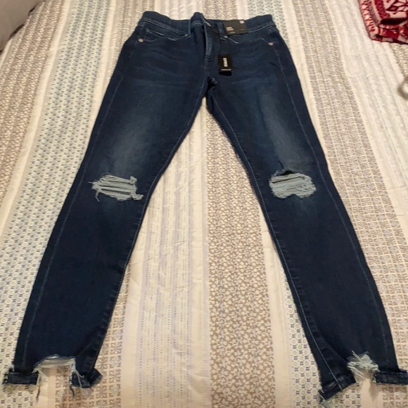 Mid rise skinny jeans